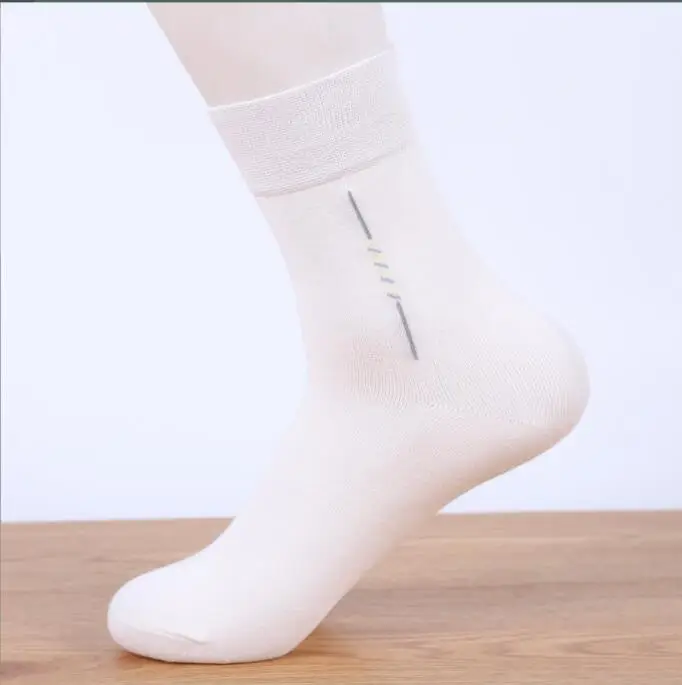 2022 Nove Svakodnevne Pamučne Muške Čarape Tanak Pamuk Je Prozračan Dezodorans Godina Čarapa