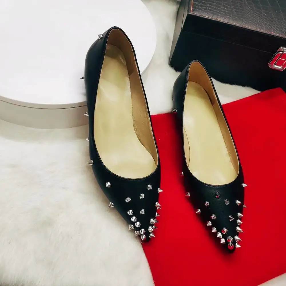 Besplatna dostava Svakodnevni Design moda black mat koža okovan klincima cipele ravnim cipelama s oštrim vrhom