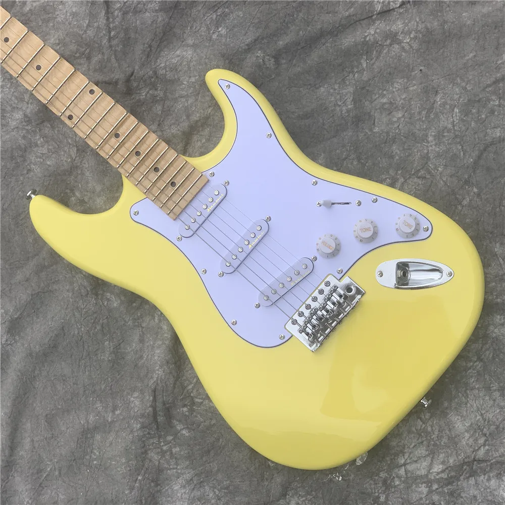 Hot prodaja kvalitetan Yngwie Мальмстин električna gitara zupčasti vrat большеголовый tijelo od lipe standardne veličine