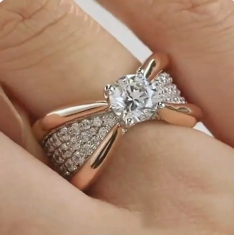 FONECT Moderan i lijep Donje prsten s geometrijskim umetak od ružičastog zlata sa sjajnim dijamantom, Pokazujući šarm i temperament nakit